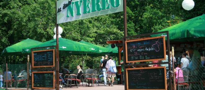 Nyereg, az Itató